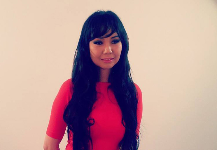 Хаа ч явсан чамайгаа үүрсээр…